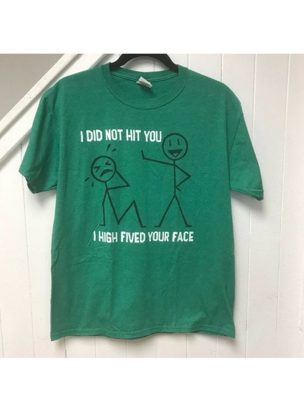 Funny Graphic T-shirt. Size Medium. In excellent condition!